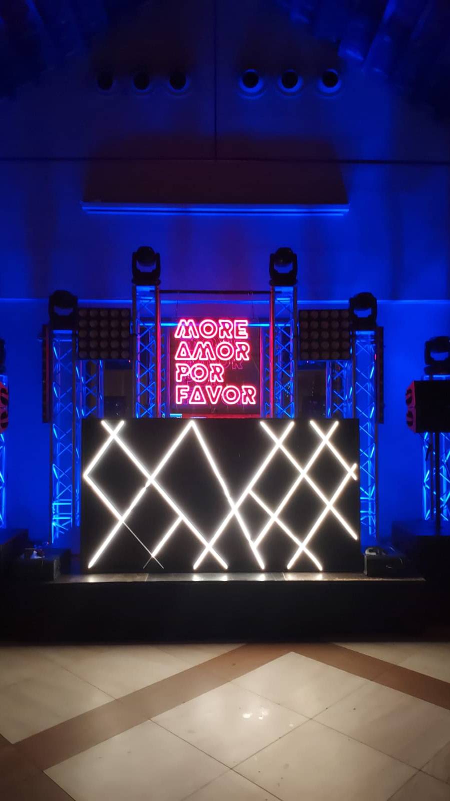 Alkilaudio: One of Our Favourite DJ and Audio-Visual Suppliers for Weddings in Valencia